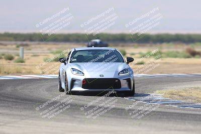 media/Sep-20-2025-Extreme Speed (Sat) [[1fcc23683c]]/Orange (Mid Intermediate)/Session 2 (Sunrise)/